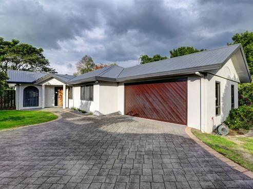 11 Plymouth Place, Fairview Downs