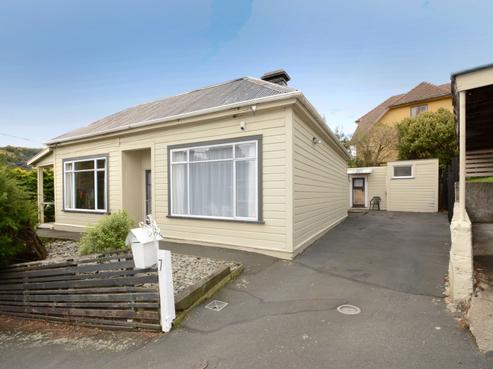 7 Blacks Road, North East Valley