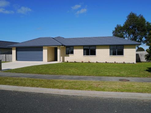 28 Kowi Lakes Drive, One Tree Point