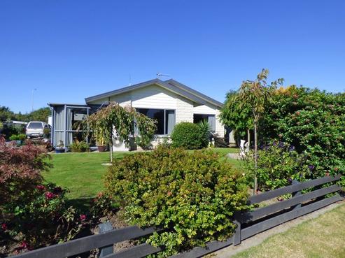 13 Bucksburn Place, Greenmeadows