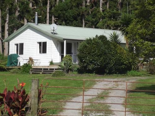 89E Merrick Road, Pyes Pa