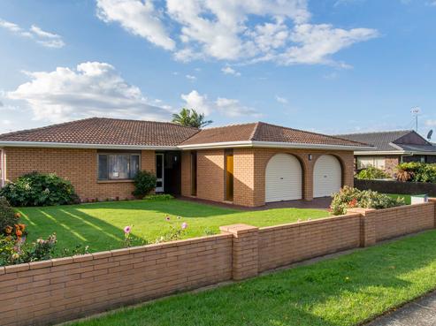 42 Vivian Wilson Drive, Eastern Beach