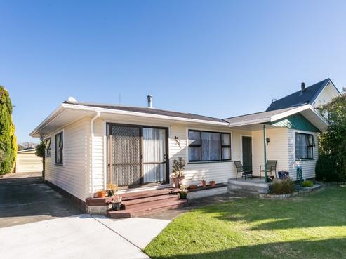 11 Shearer Place, Pirimai