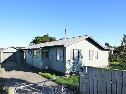 229 Bridge Street, Bulls