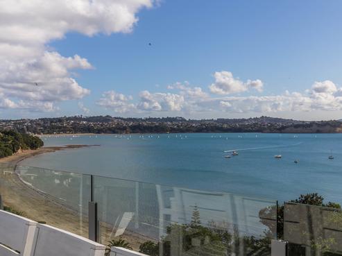 1110 Whangaparaoa Road, Tindalls Beach