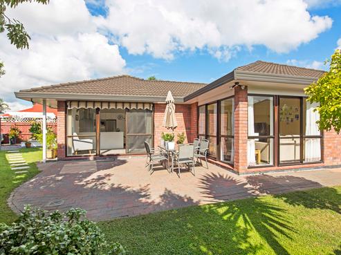 5 Mirabell Place, Golflands