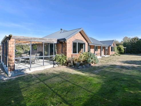 79 Old Main North Road, Leithfield