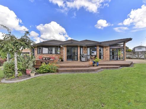 22 Gairloch Place, Wattle Downs