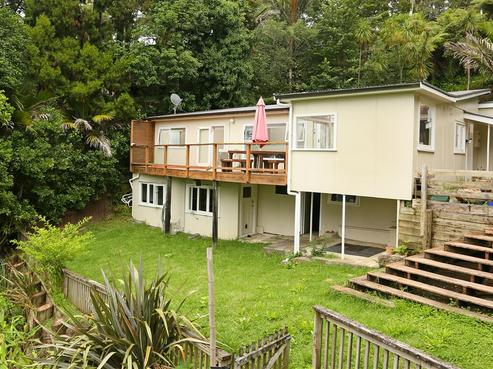 26 Tinopai Road, Titirangi