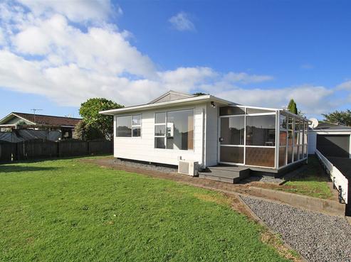 210 Parklands Avenue, Bell Block