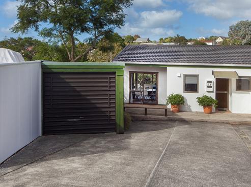 10A Glamorgan Drive, Torbay