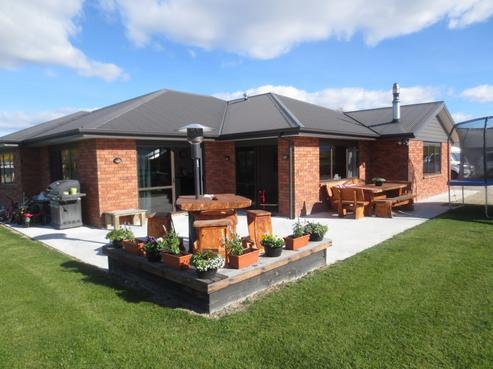 18 Plunket Street, Omakau