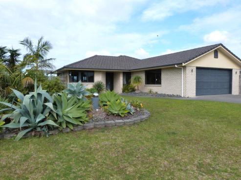 75 Barbados Way, One Tree Point