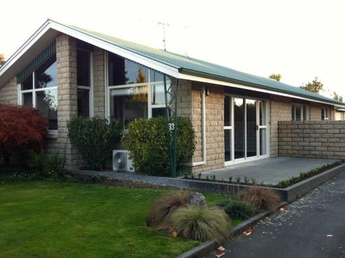 33 Churchill Avenue, Allenton