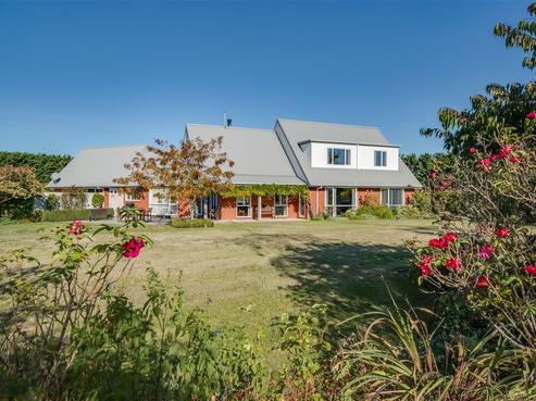 1841 South Eyre Road, West Eyreton