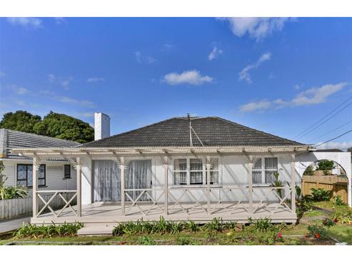 65 Gilbert Road, Otara