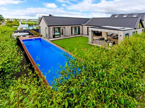 15 Wrybill Way, Point Wells