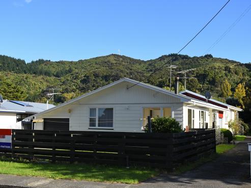 109 Watt Street, Featherston