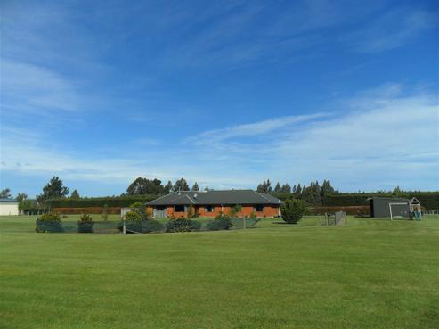 83 Company Road, Fairton