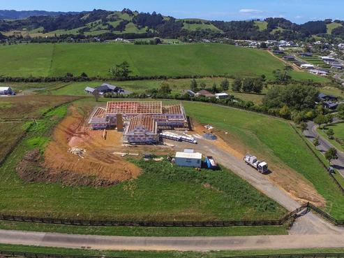 14 Tamahunga Drive, Matakana