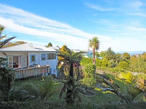 104 Priestley Terrace, Napier Hill