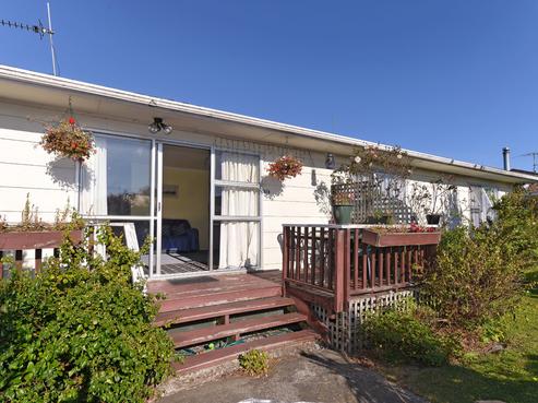 52A Croucher Street, Richmond