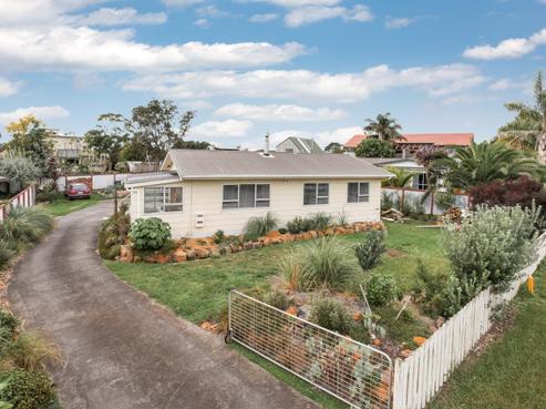 9 Seaway Road, Clarks Beach