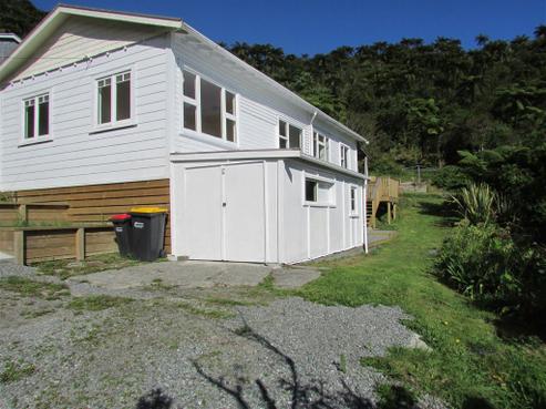 33 Mount Street, Greymouth