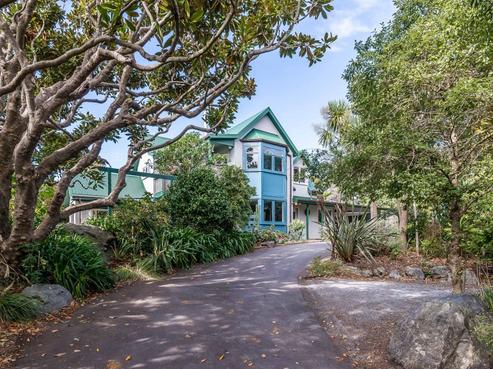 4 Wharemauku Road, Raumati Beach