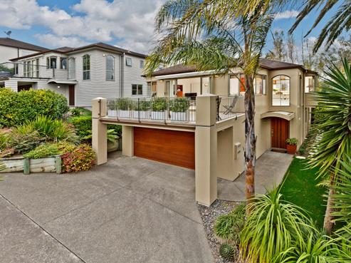 1/115 Beach Road, Castor Bay