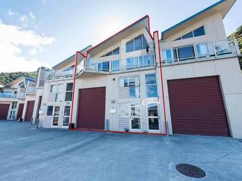 2/4 Malvern Road, Ngauranga