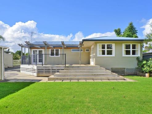 16 Carr Street, Kamo
