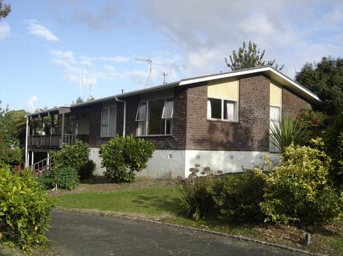 6 Lorraine Place, Glenview