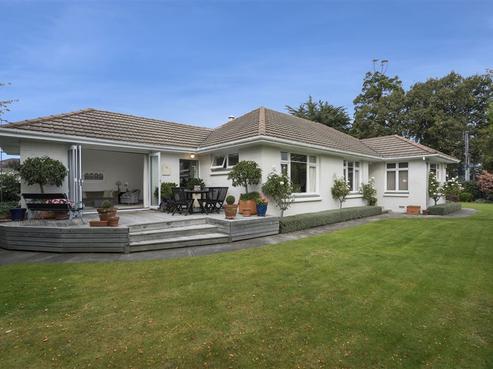 62 Sawyers Arms Road, Northcote