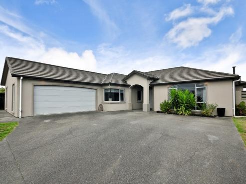 14 Alderwick Place, Rototuna North