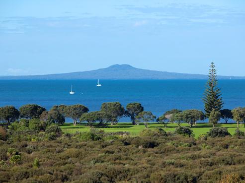 1469 Whangaparaoa Road, Army Bay
