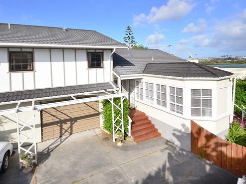 1/10 Edgewater Grove, Orewa