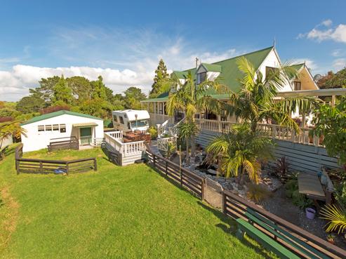 1139 Whangaparaoa Road, Tindalls Beach