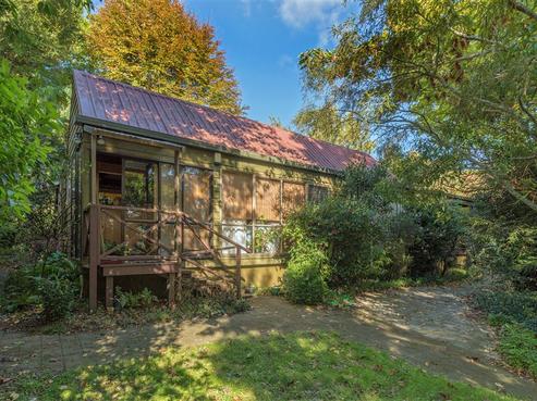 12 Awatea Terrace, Lynmore