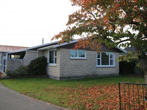 6 Queens Drive, Allenton