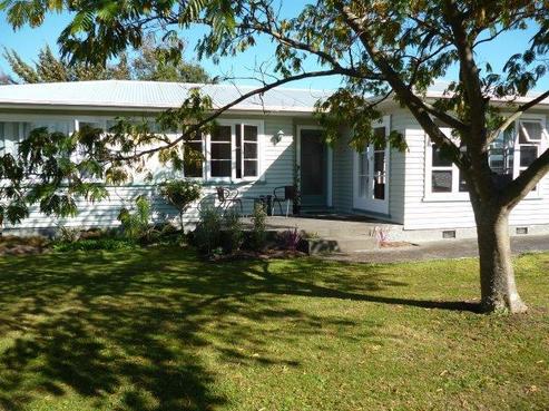 2 William Benton Street, Featherston