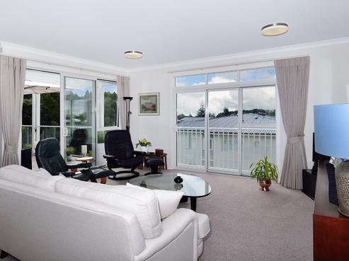 46 Eaves Bush Parade, Orewa