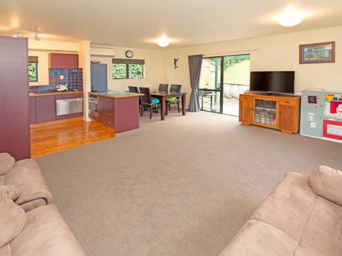 6 Ferry Road, Arkles Bay