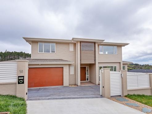 50 Golden Morning Drive, Albany Heights