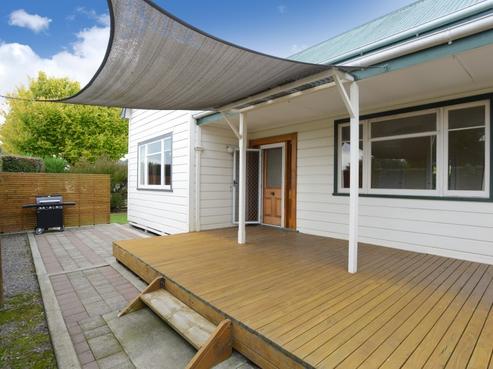 200 Riverslea Road South, Akina