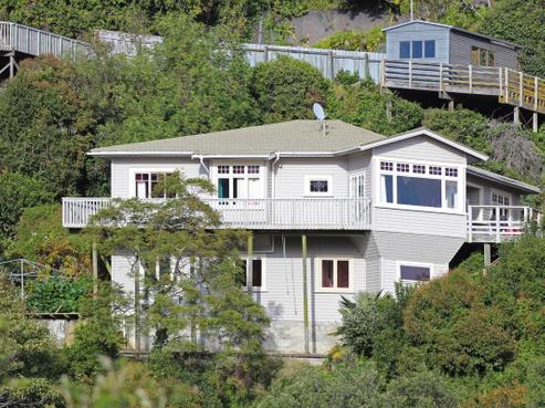 10 Seapoint Road, Napier Hill