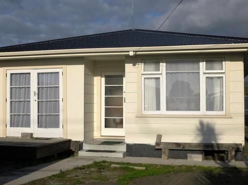 37 Doyle Street, Blaketown