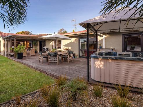 4 Janet Place, Lynmore