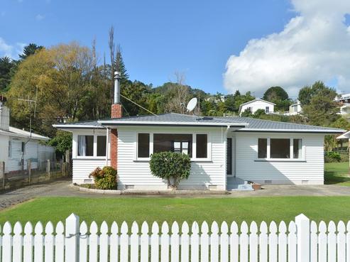 50 Ewing Road, Riverside