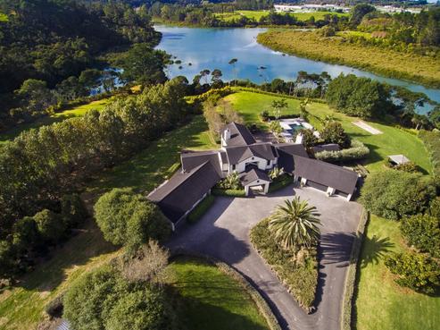 6 Edward Jonkers Drive, Riverhead